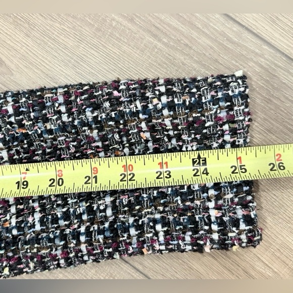 McGinn for Nordstrom Black MultiColored Tweed Fringe Chain Trim Blazer
Size 10 - Picture 7 of 8